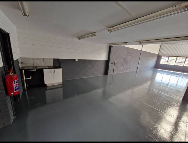 371M² WAREHOUSE TO LET IN WADEVILLE